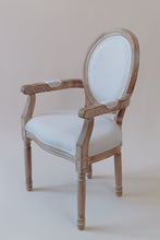 Cargar imagen en el visor de la galería, Louis XV Descansabrazos Lino Hueso