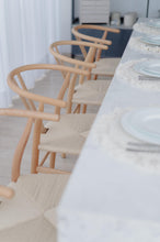 Cargar imagen en el visor de la galería, Silla Wishbone Réplica Natural