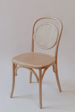 Cargar imagen en el visor de la galería, Silla Óvalo - Rattan
